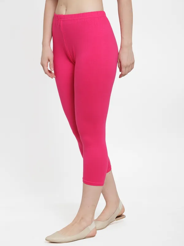 Pink_Cotton_Lycra_Capri_For_Women