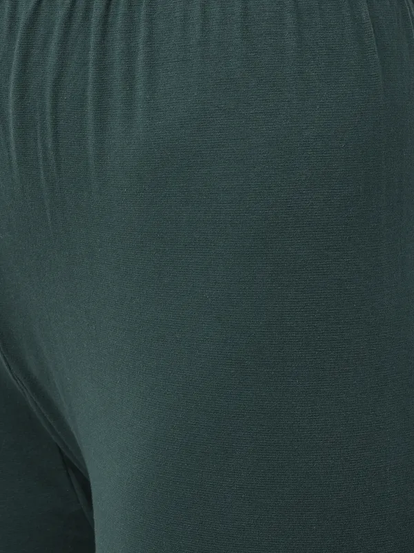 Dark_Green_Cotton_Lycra_Legging_For_Women