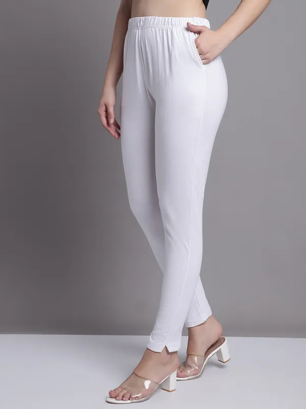 White_Cotton_Lycra_Legging_For_Women