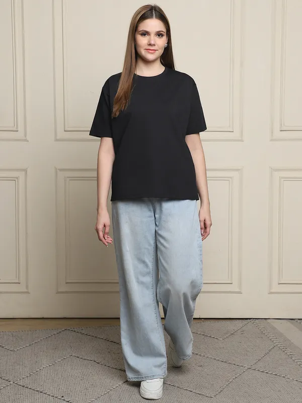 Black_Cotton_T-Shirt_For_Women