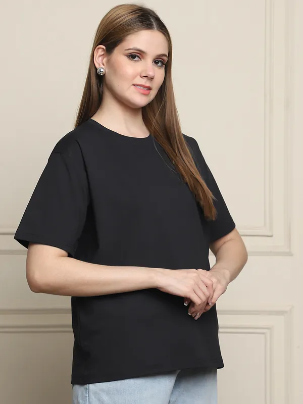 Black_Cotton_T-Shirt_For_Women