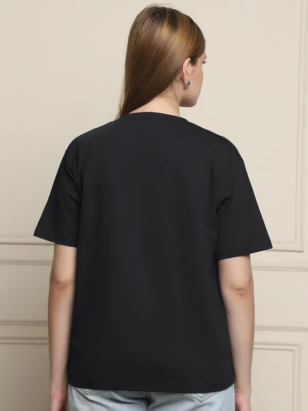 Black_Cotton_T-Shirt_For_Women