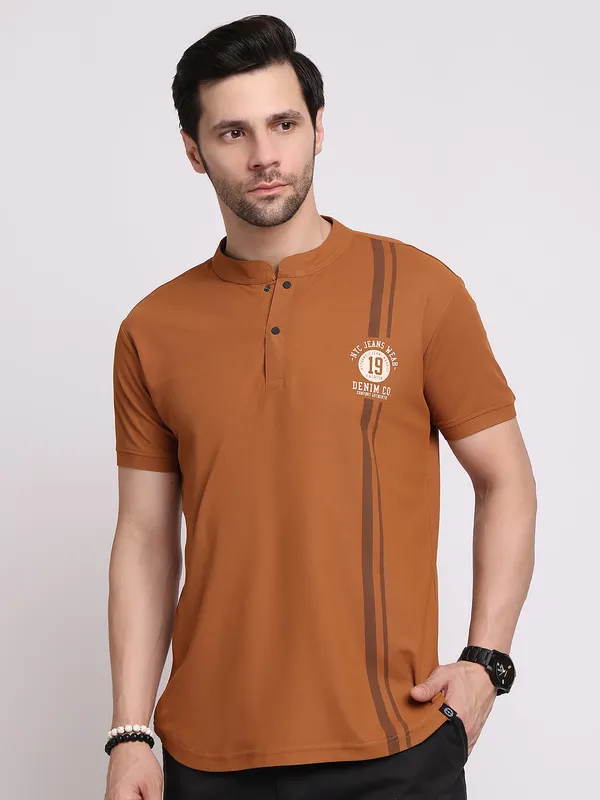 Brown_Polycotton_T-Shirt_For_Men