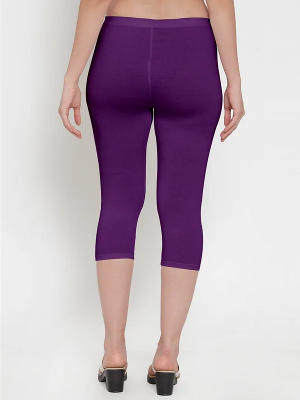 Purple_Cotton_Lycra_Capri_For_Women