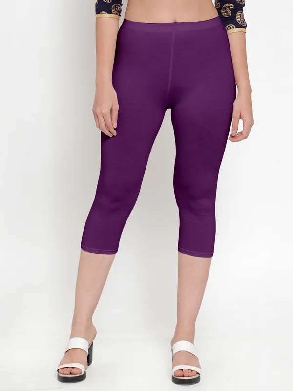 Purple_Cotton_Lycra_Capri_For_Women