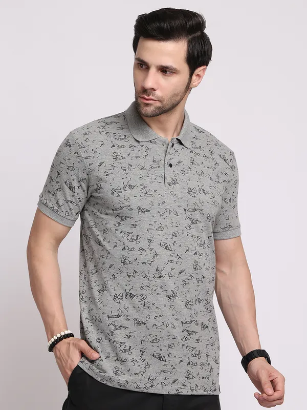 Grey_Cotton_T-Shirt_For_Men