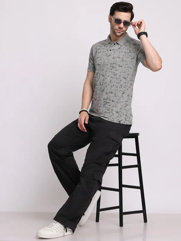 Grey_Cotton_T-Shirt_For_Men