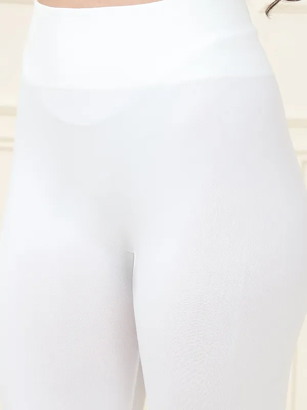 White_75%_Nylon_&_25%_Spandex_Legging_For_Women
