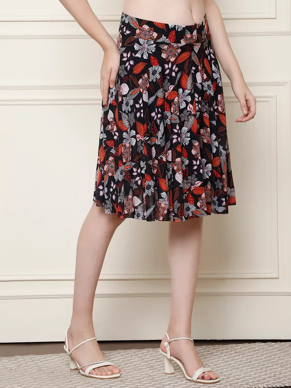 Multi_Color_Polyester_Lycra_Skirt_For_Women