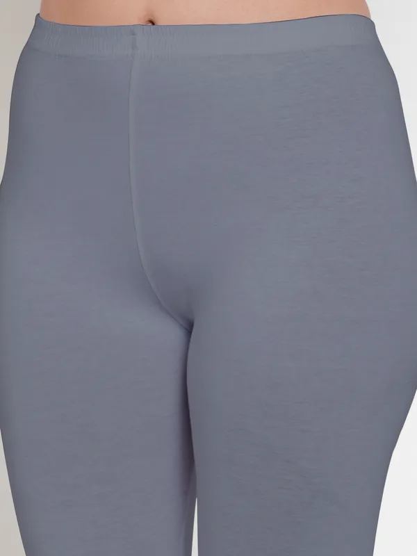 Grey_Cotton_Lycra_Capri_For_Women