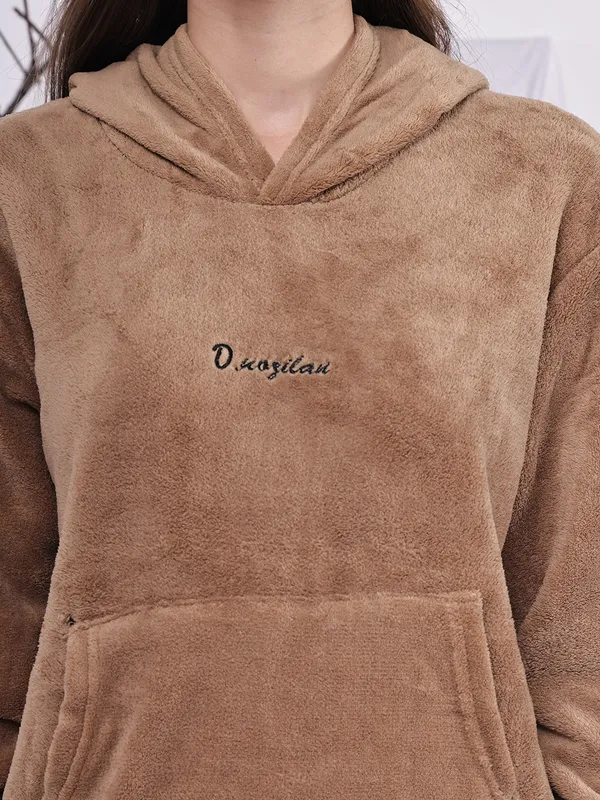 Brown_Wool_Blend_Nightwear_For_Women