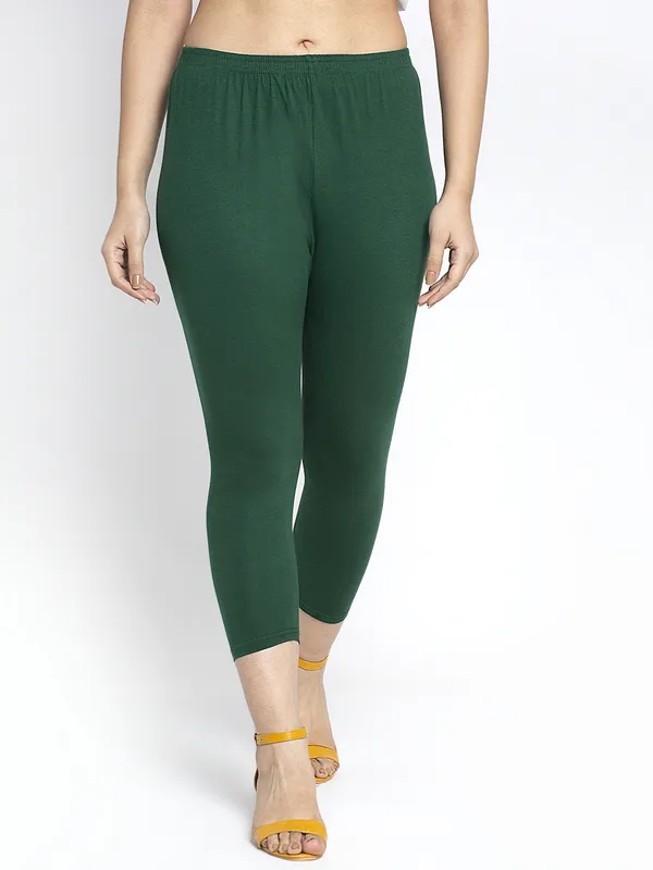 Green_Cotton_Lycra_Capri_For_Women