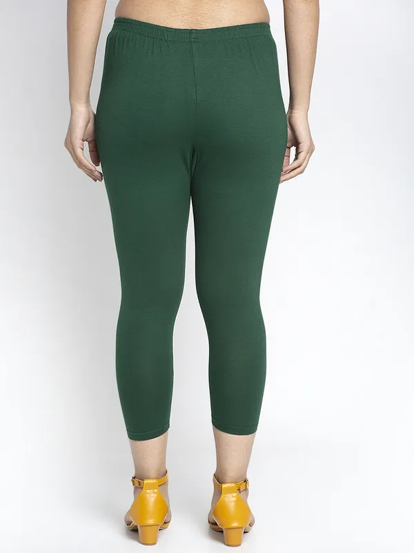 Green_Cotton_Lycra_Capri_For_Women