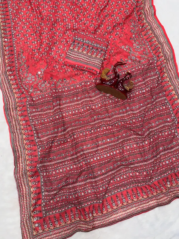 Red_Printed_Hand_and_Mirror_Work_Saree