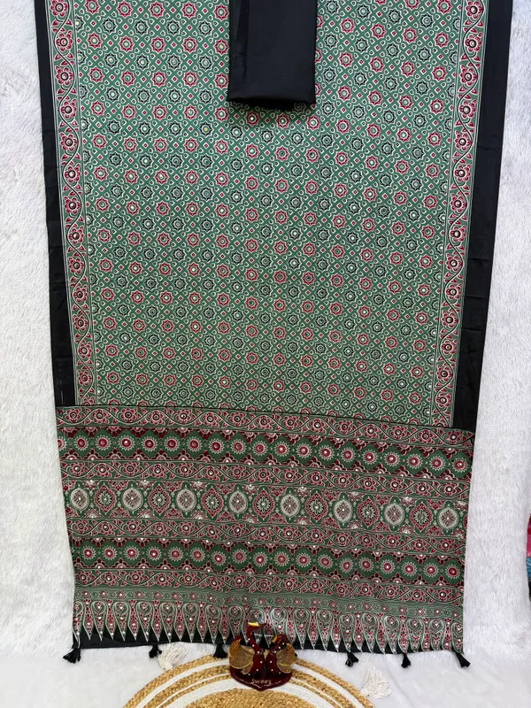 Green_Ajarakh_Print_Mirror_Work_Saree