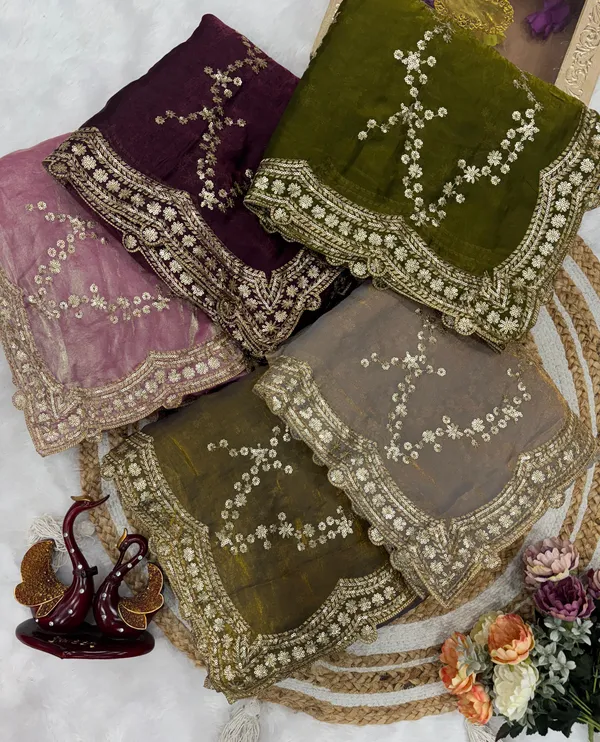 Grey_Space_Silk_With_Lehriya_Embroidered_Saree