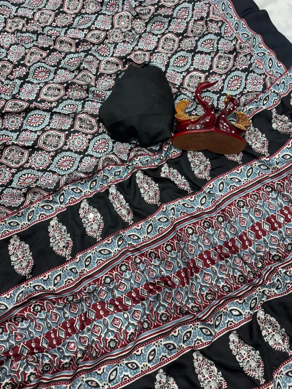 Black_Ajarakh_Print_Mirror_Work_Saree