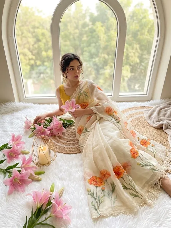 White_Organza_Motiwork_Embroidered_Saree