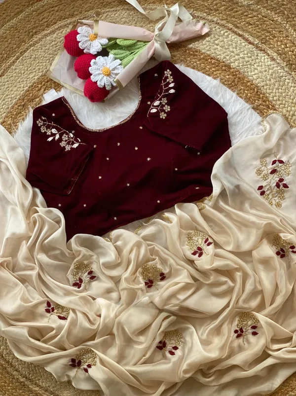 Cream_Shaded_Katdana_and_Beads_Hand-Embroidered_Saree