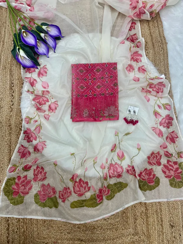 White_Floral_Embroidered_Saree