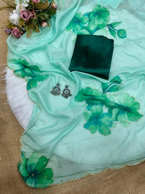 Green_Floral_Print_Hand-Embroidered_Saree