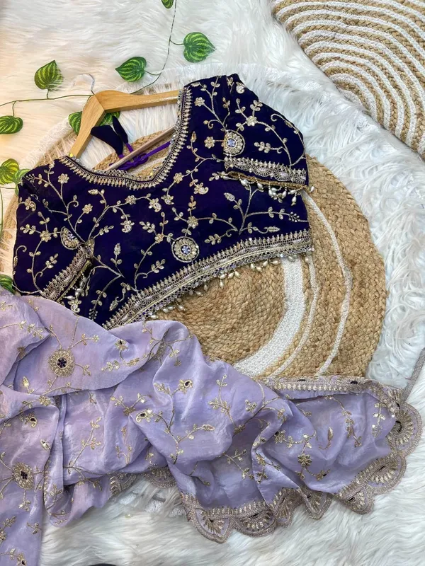 Lavender_Space_Silk_Embroidered_Saree