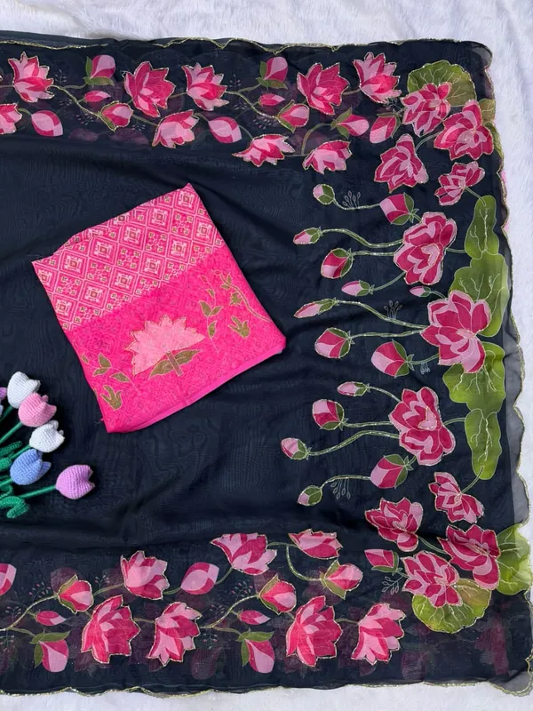 Black_Floral_Embroidered_Saree