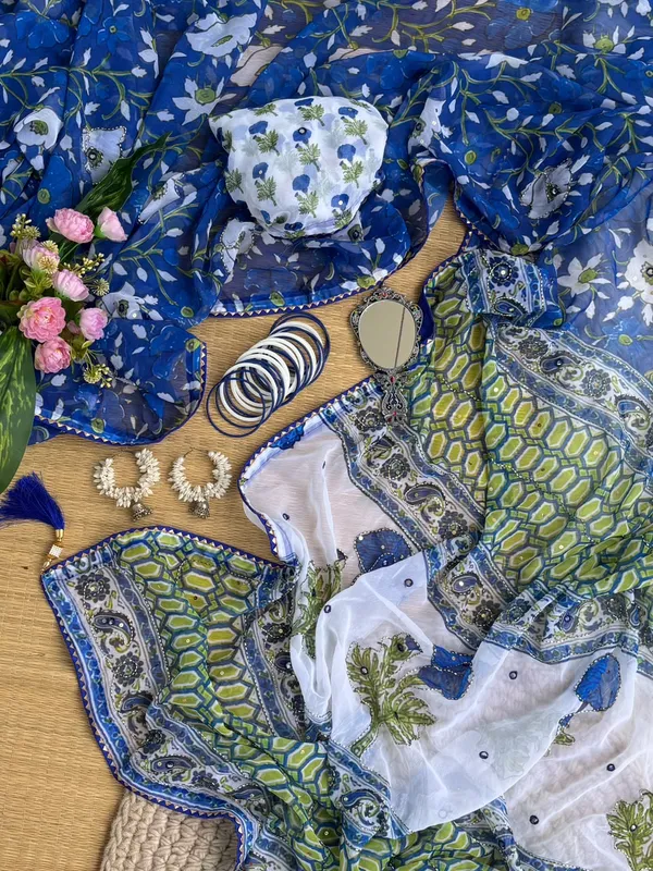 Blue_Printed_Hand_and_Mirror_Work_Saree