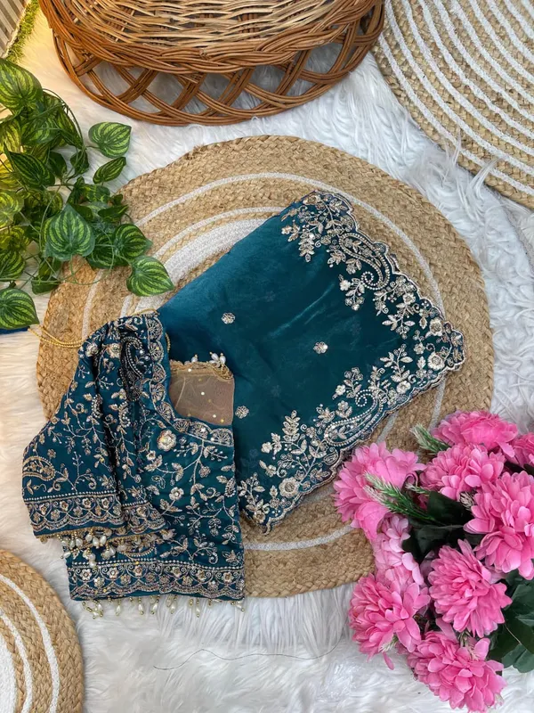 Green_Space_Silk_With_Embroidered_Saree