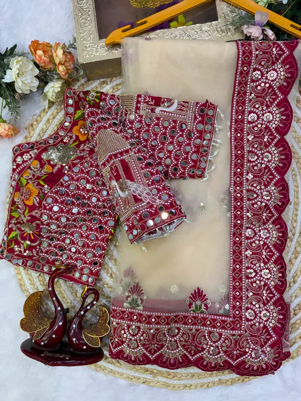 Cream_Organza_Silk_Embroidered_Saree