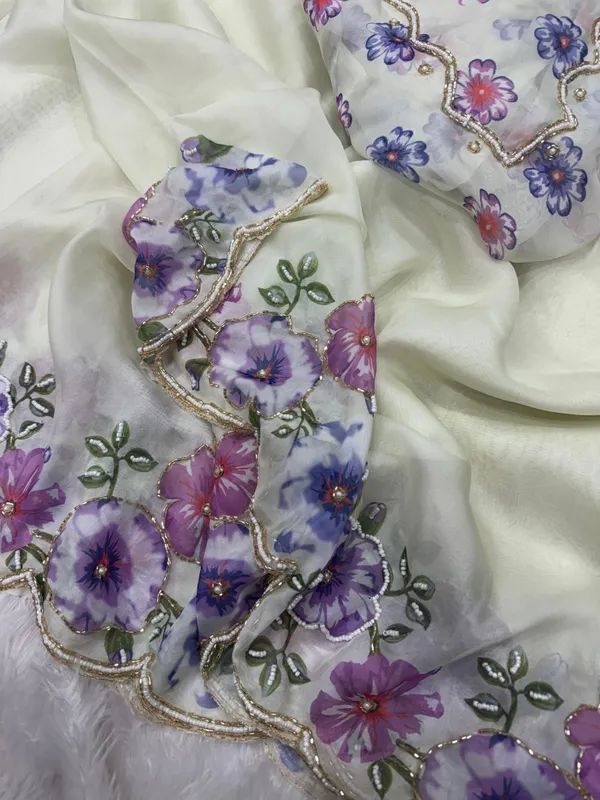 Lavender_Tabby_Silk_Beads_Embroidered_Saree