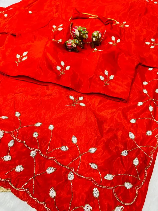 Rusty_Orange_Beads_Leaf_Handwork_Designed_Saree