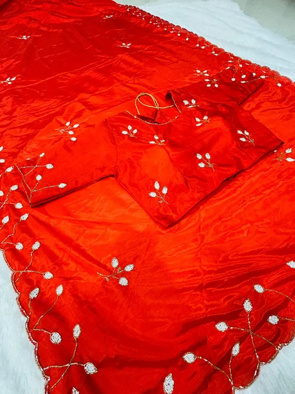 Rusty_Orange_Beads_Leaf_Handwork_Designed_Saree