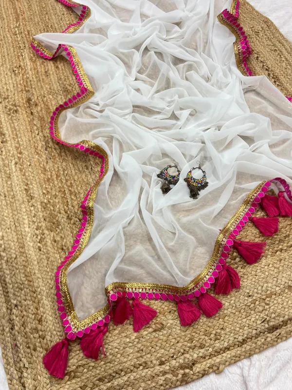White_Smooth_Georgette_Embroidered_Saree