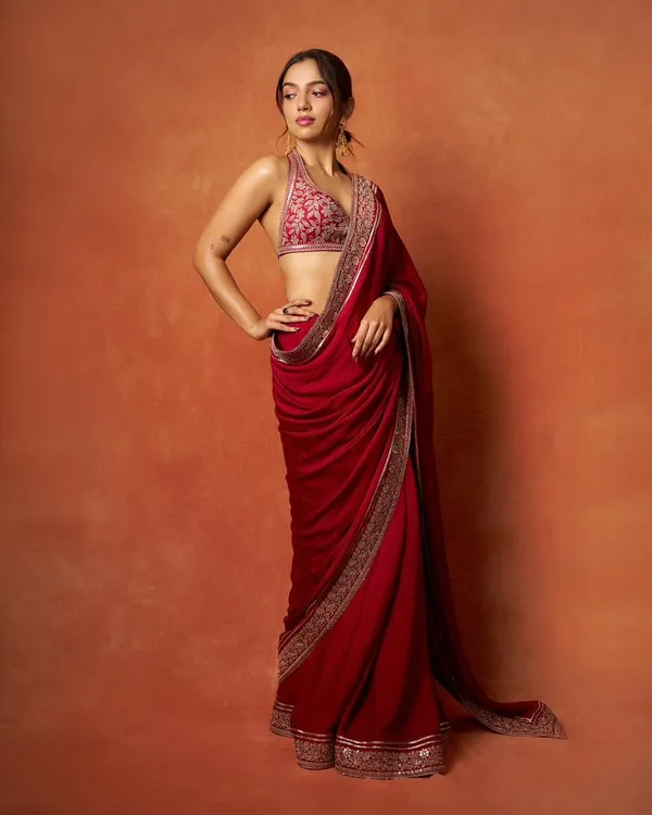 Cherry_Red_Space_Silk_With_Embroidered_Saree
