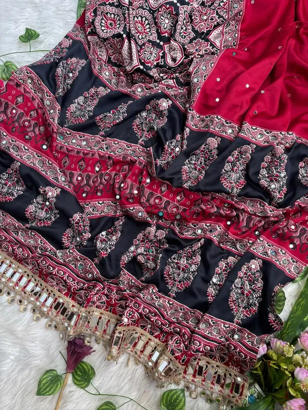 Red_Ajarakh_Print_Mirror_Work_Saree