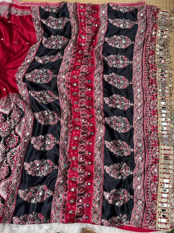 Red_Ajarakh_Print_Mirror_Work_Saree