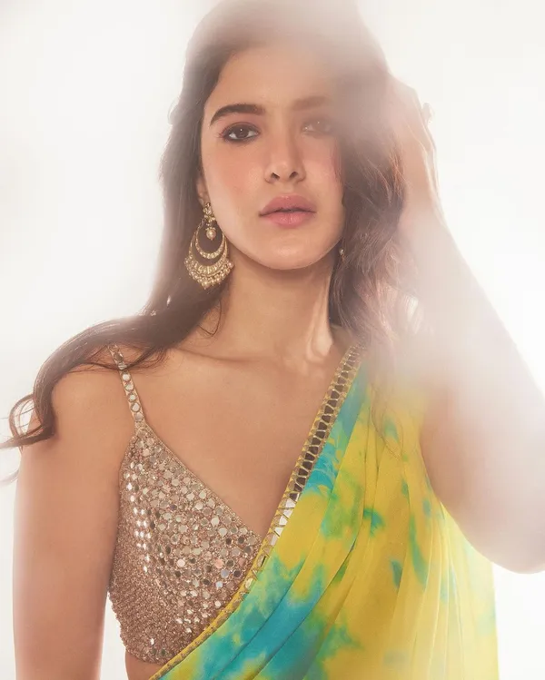 YELLOW_SOFT_SMOOTH_GEORGETTE_SAREE
