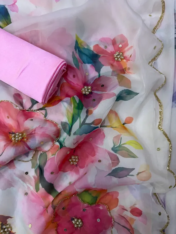 Pink_Shaded_Floral_Embroidered_Saree