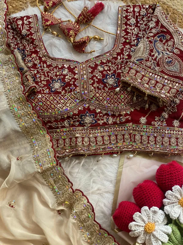 Cream_Syska_Silk_Designer_Saree