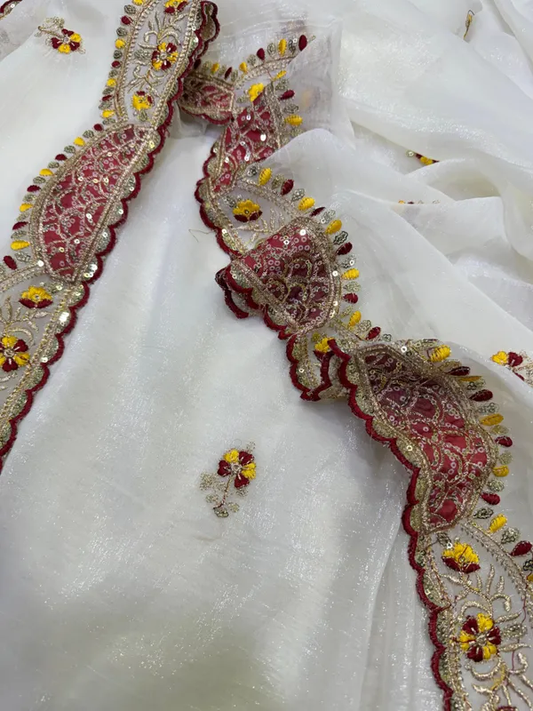 White_Crunchy_Silk_Designer_Saree