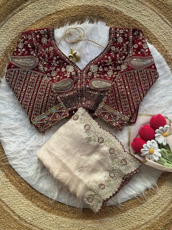 Cream_Space_Silk_Designer_Saree