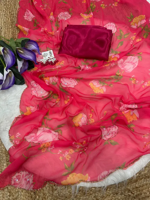 Red_Floral_Embroidered_Saree