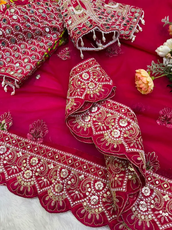 Red_Organza_Silk_Embroidered_Saree