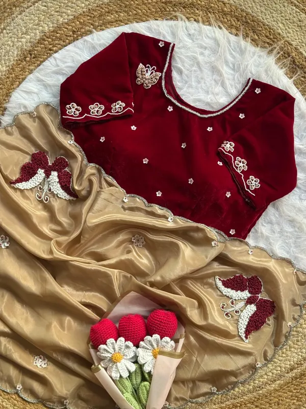 Cream_Shaded_Katdana_and_Beads_Hand-Embroidered_Saree