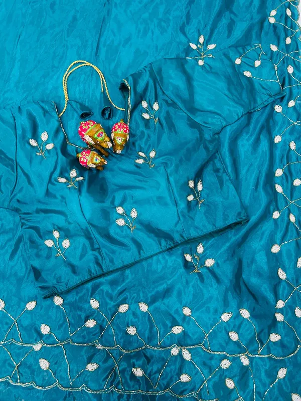 Morpitch_Beads_Leaf_Handwork_Designed_Saree