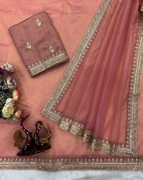 Peach_dual-tone_Crush_Silk_Embroidered_Saree