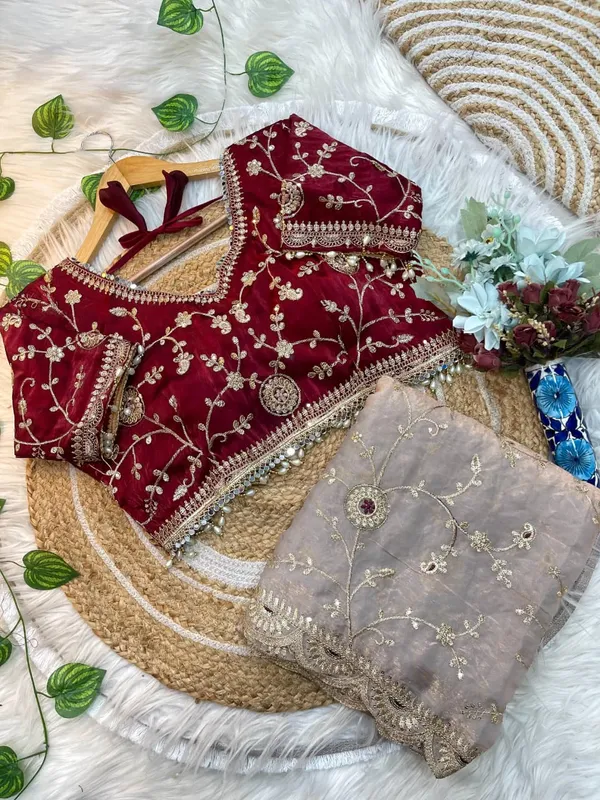 Grey_Space_Silk_Embroidered_Saree