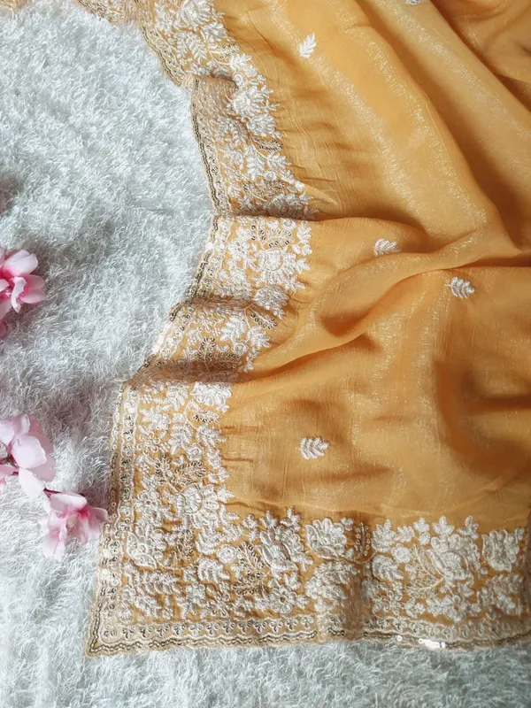 Yellow_Crunchy_Chiffon_Silk_Designer_Saree