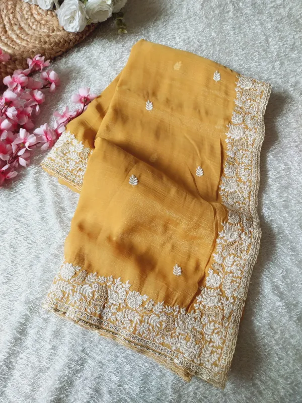 Yellow_Crunchy_Chiffon_Silk_Designer_Saree